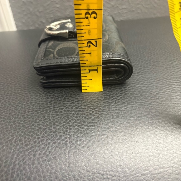 Coach Zipper buckle wallet black wallet small - Picture 12 of 12